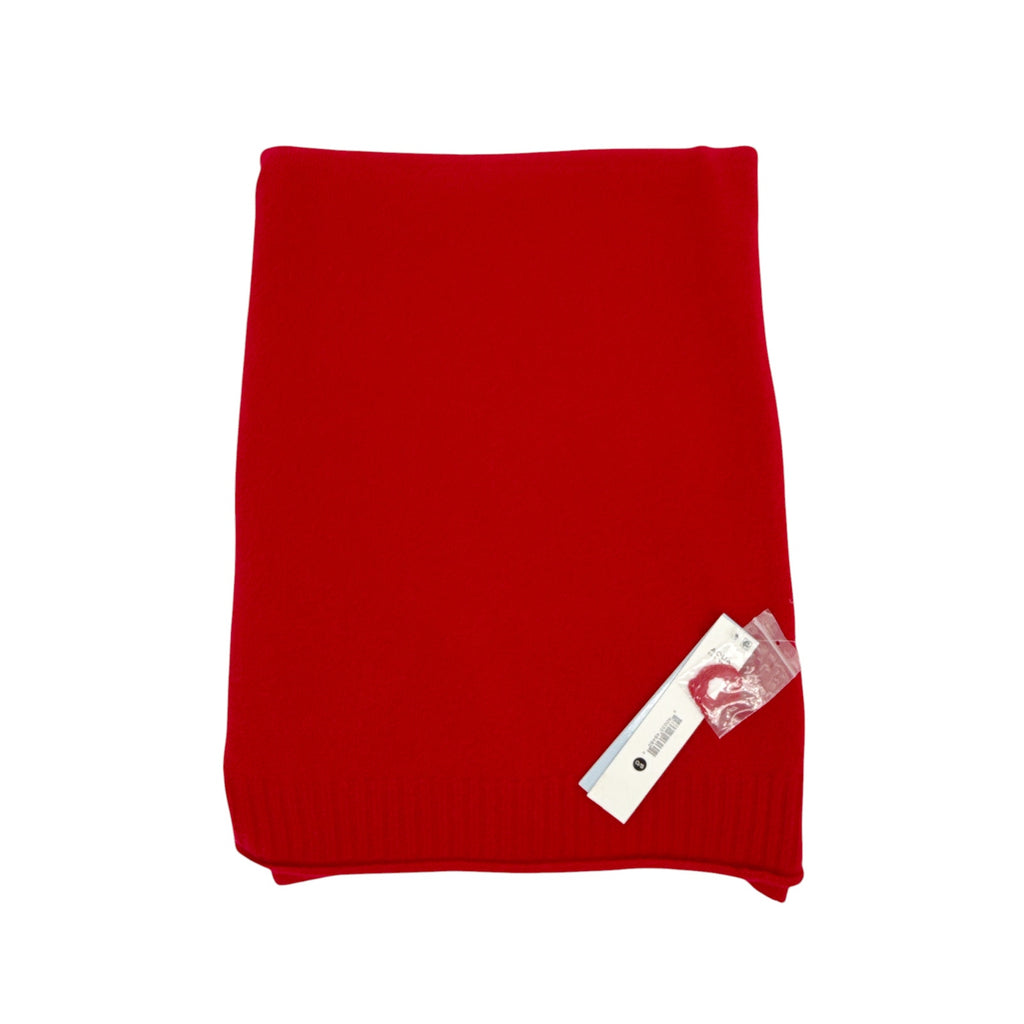 AQUA Cashmere Throw Blanket Bloomingdale's Exclusive in Big Apple Red