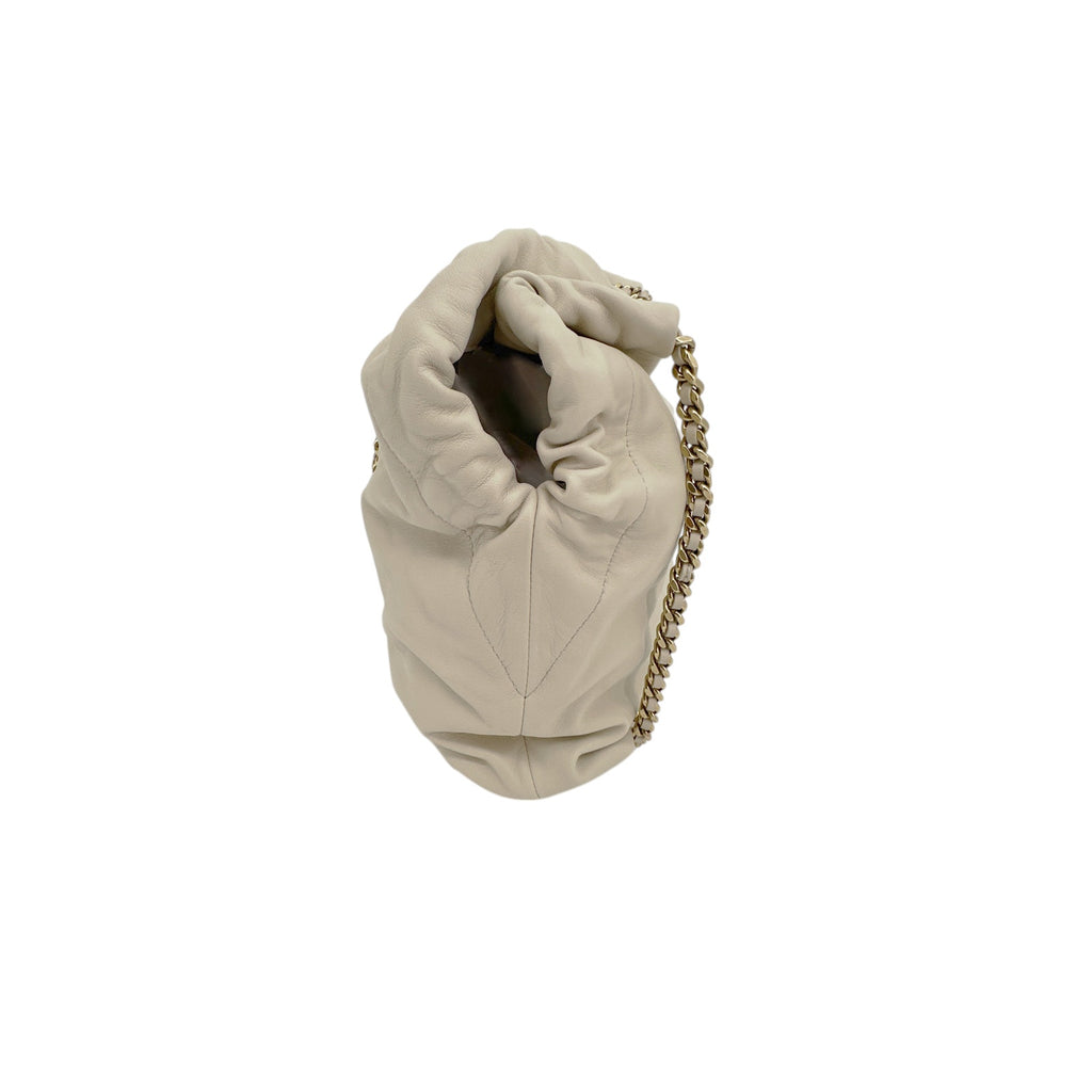 VERONICA BEARD Leather Slouch Bag in Ivory