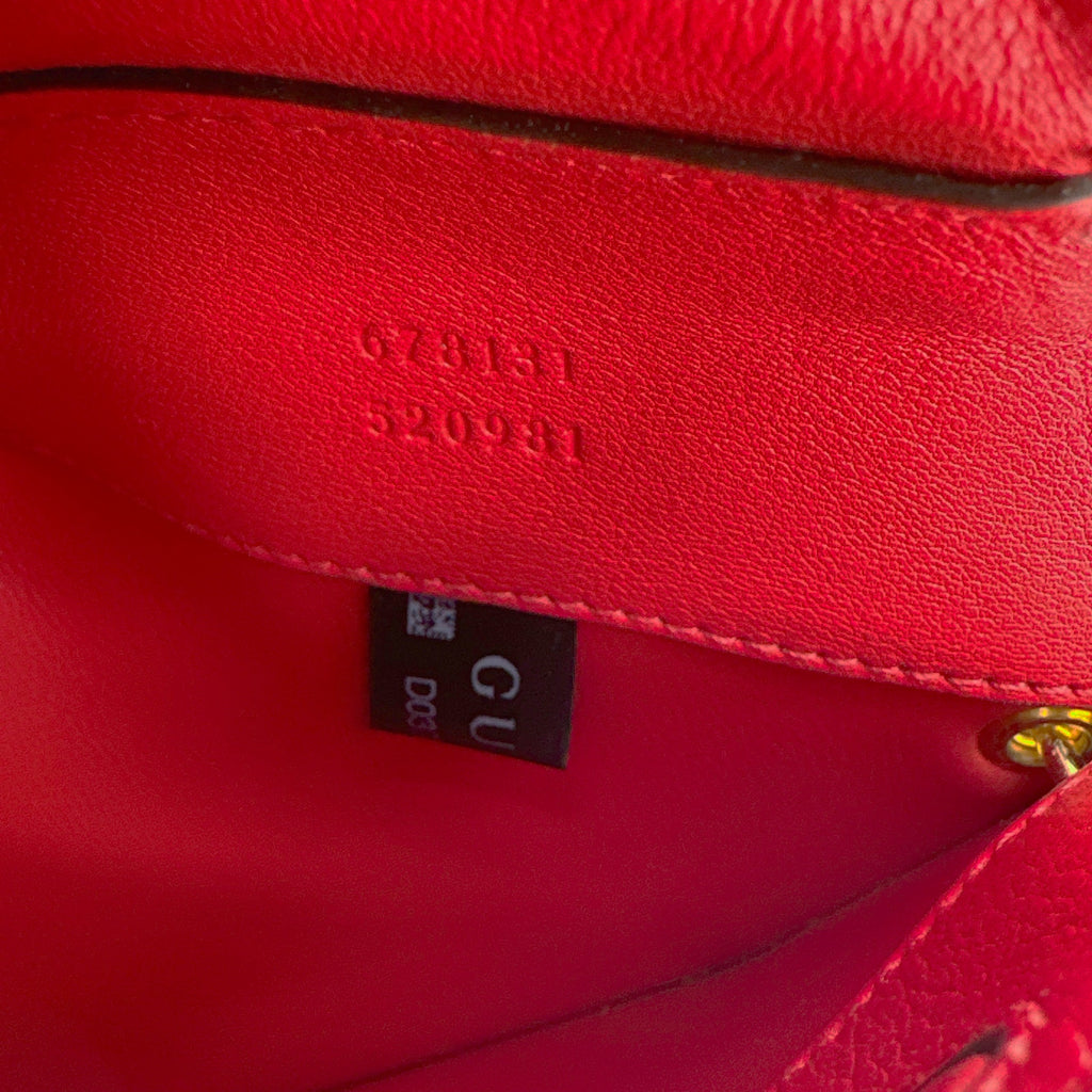 GUCCI Valentine's Day Small Heart Bag