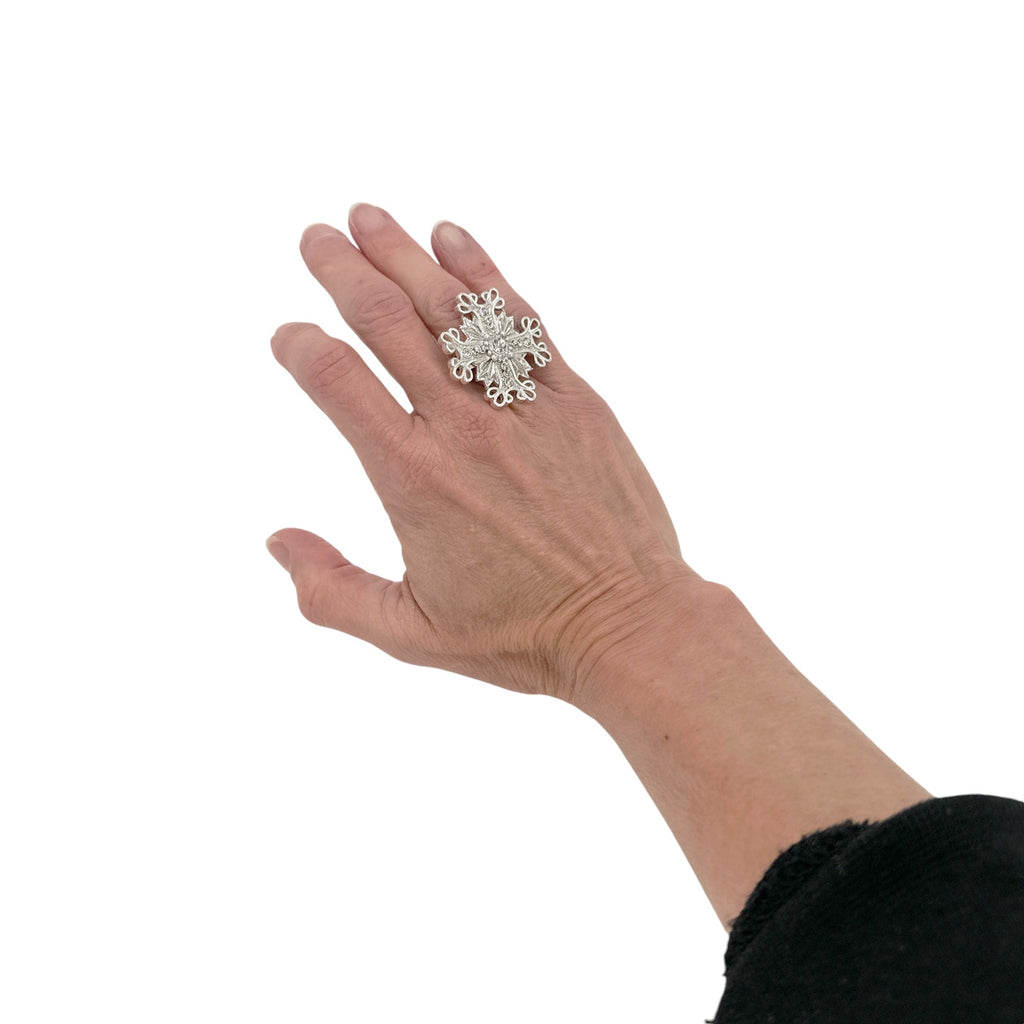 VSA Electra Cross Ring in Silver Size 6