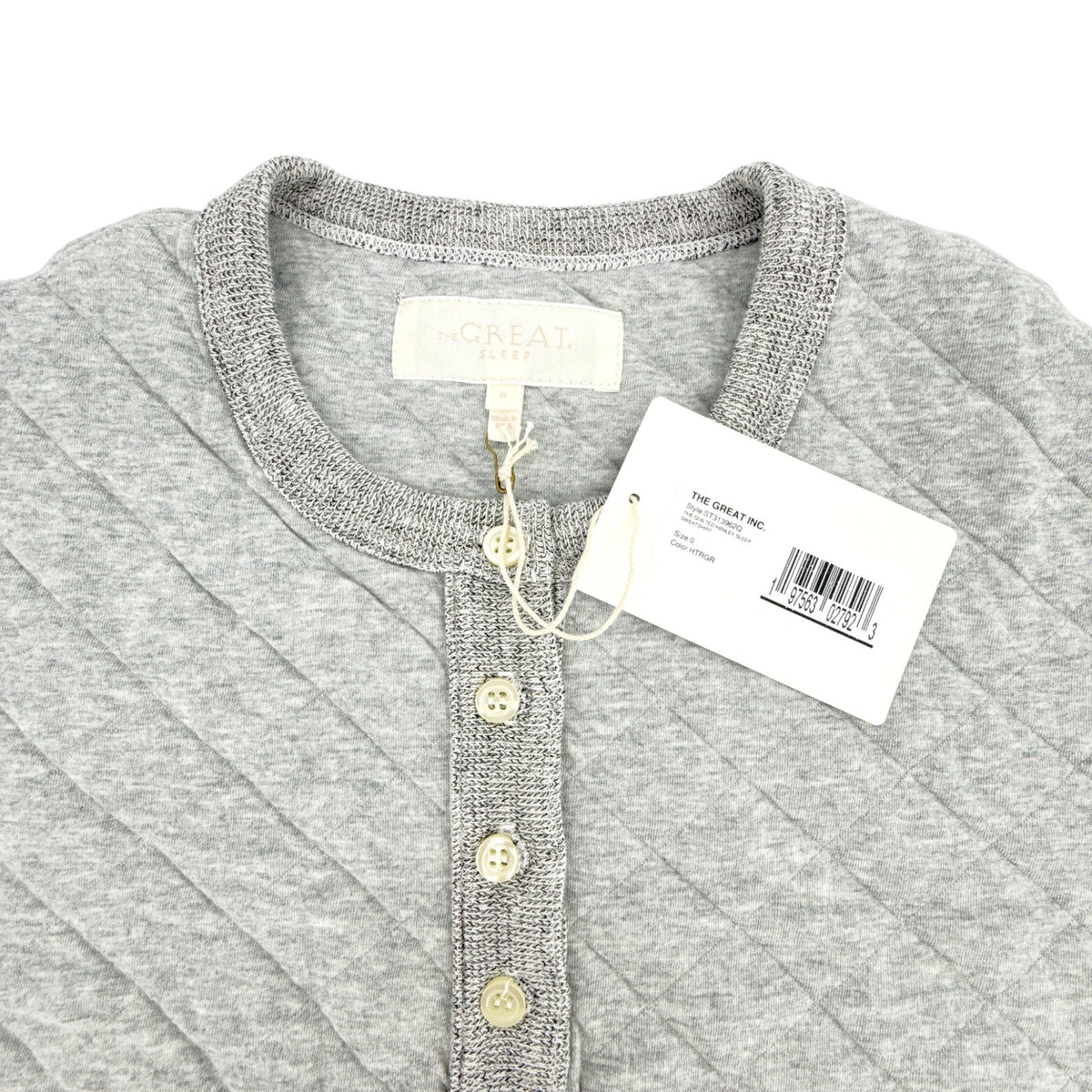 THE GREAT. The Quilted Henley Sleep Sweatshirt. in Heather Grey 0|XS