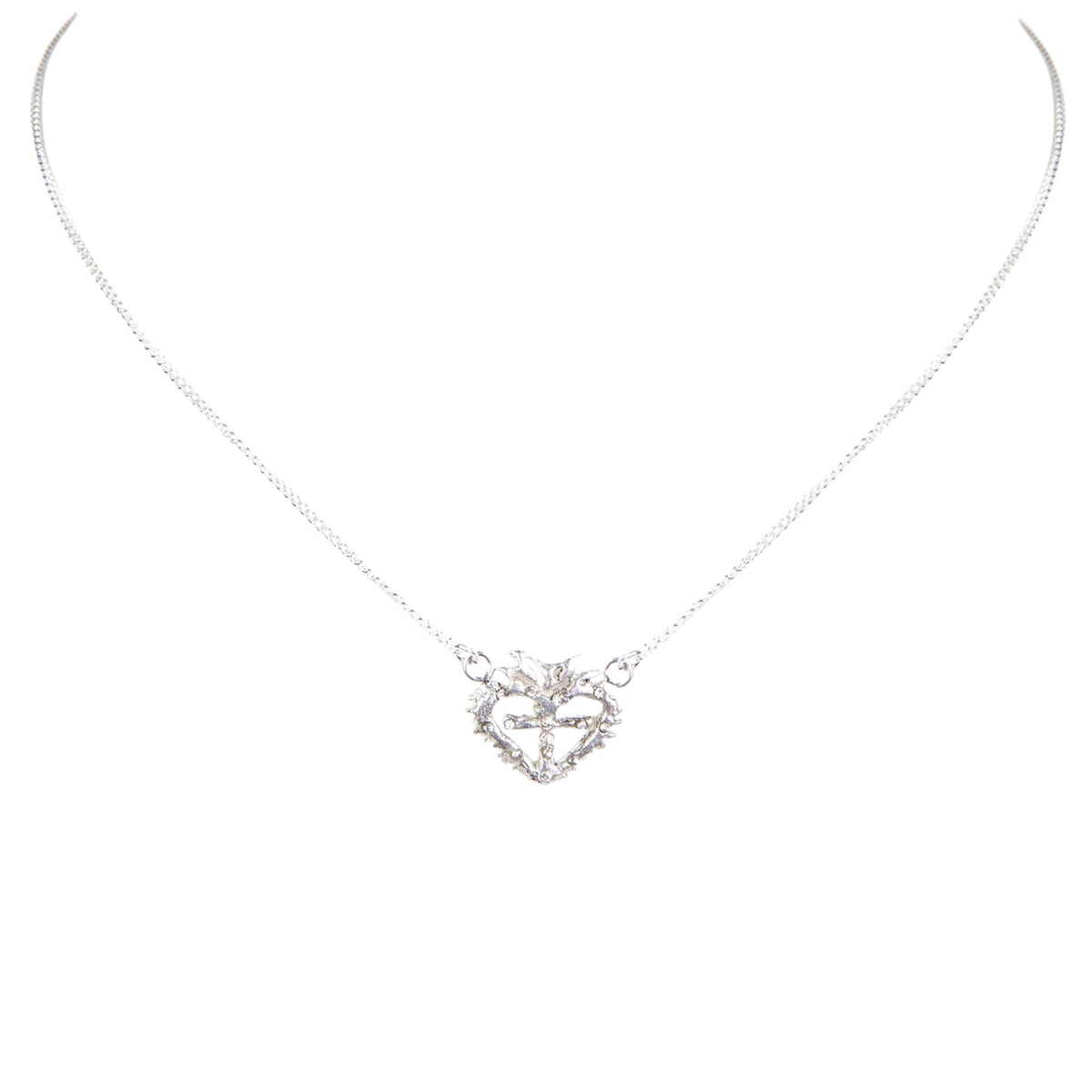 VSA Queen of Hearts Petite Logo Necklace Silver