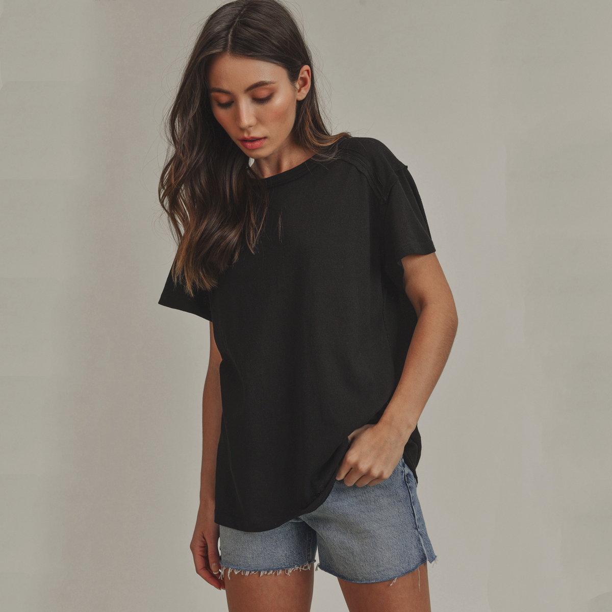 AEMI+CO Junie Top Tee in Black S