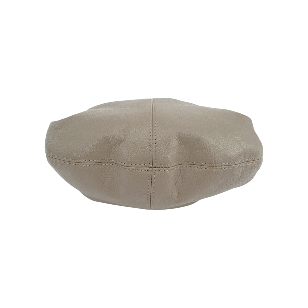 CHLOE Small Bracelet Hobo Bag in Grained Leather in Grey