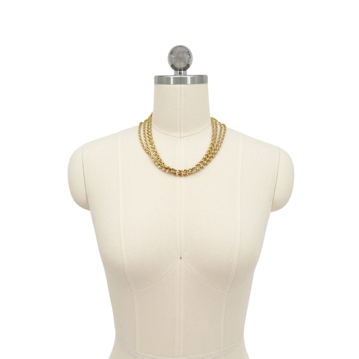 VSA Love Chain Necklace in Gold
