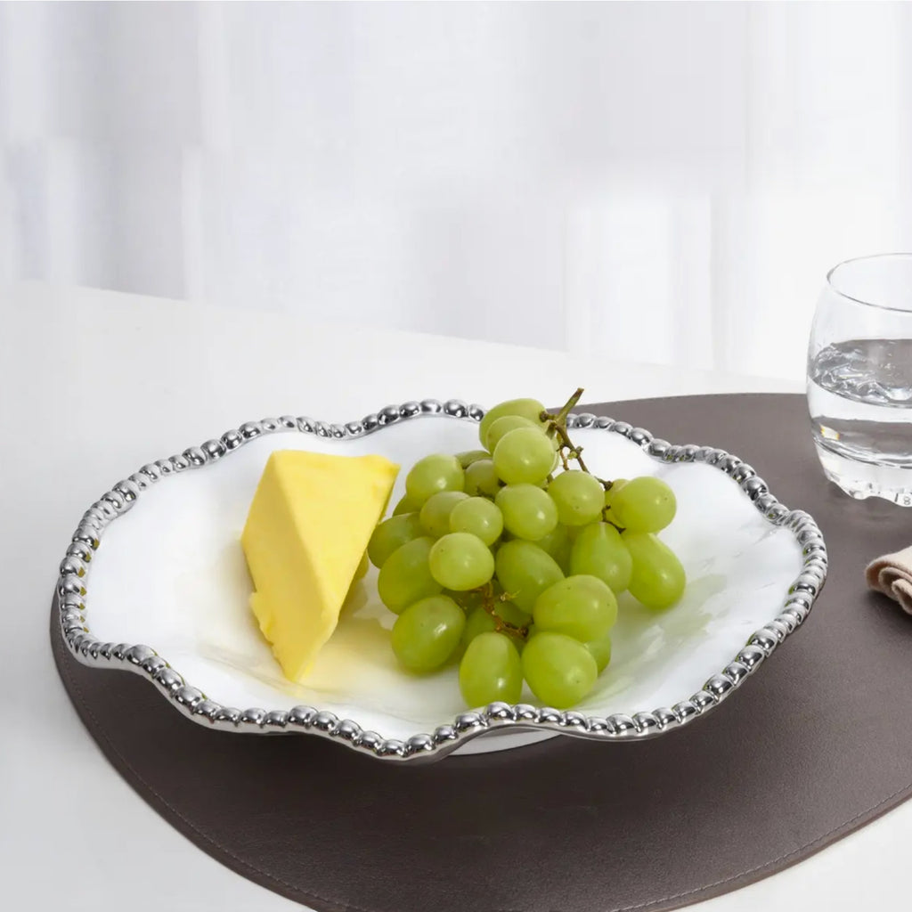 PAMPA BAY Salerno Round Serving Piece in Silver