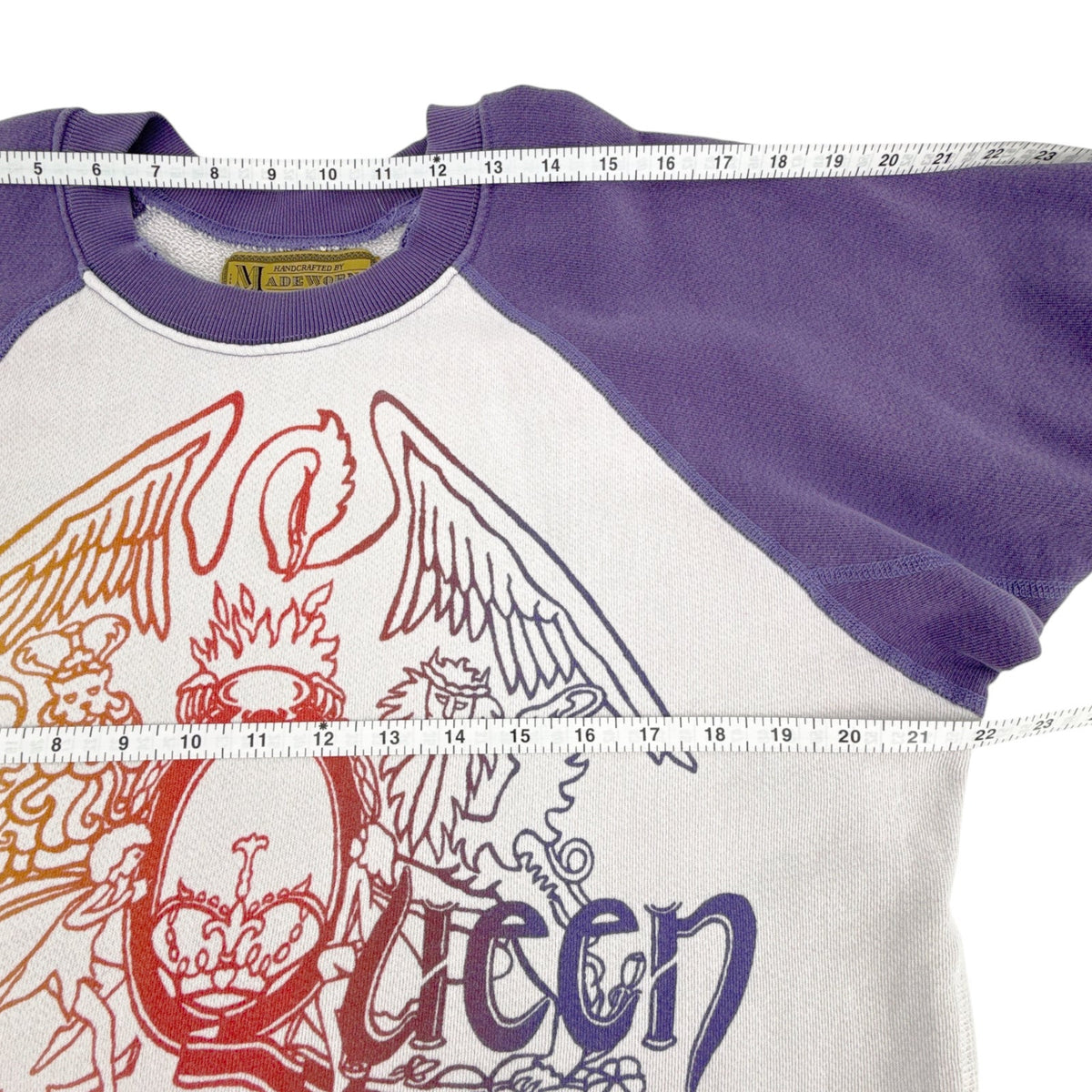 MADEWORN Queen American Tour Short Sleeve Sweatshirt S