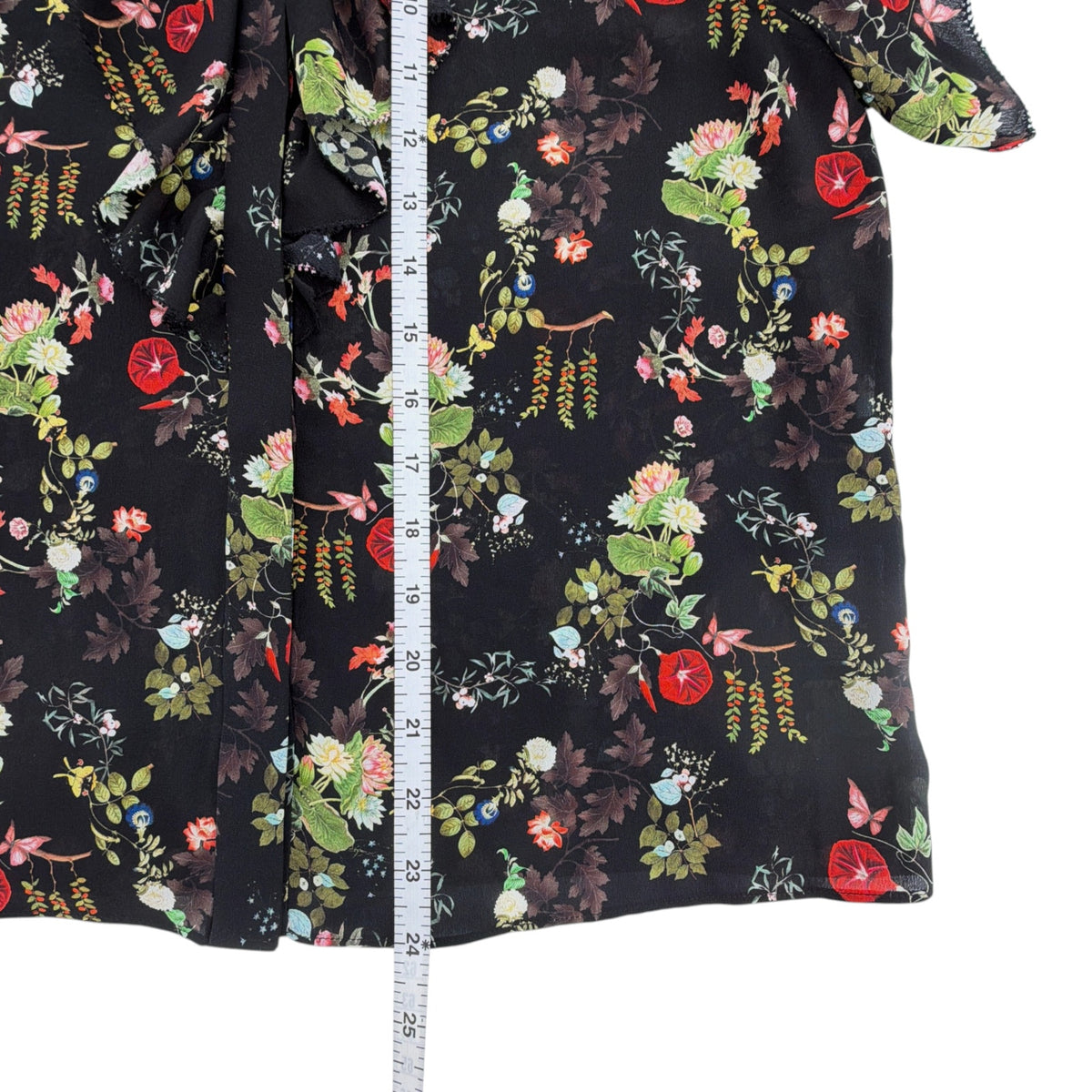 ALICE+OLIVIA Floral Ruffle Blouse in Blush Kiss Black S