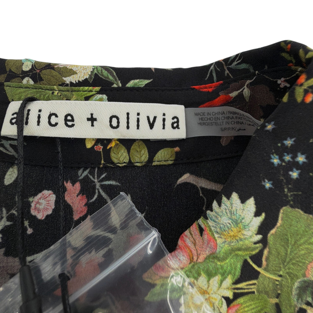 ALICE+OLIVIA Floral Ruffle Blouse in Blush Kiss Black S
