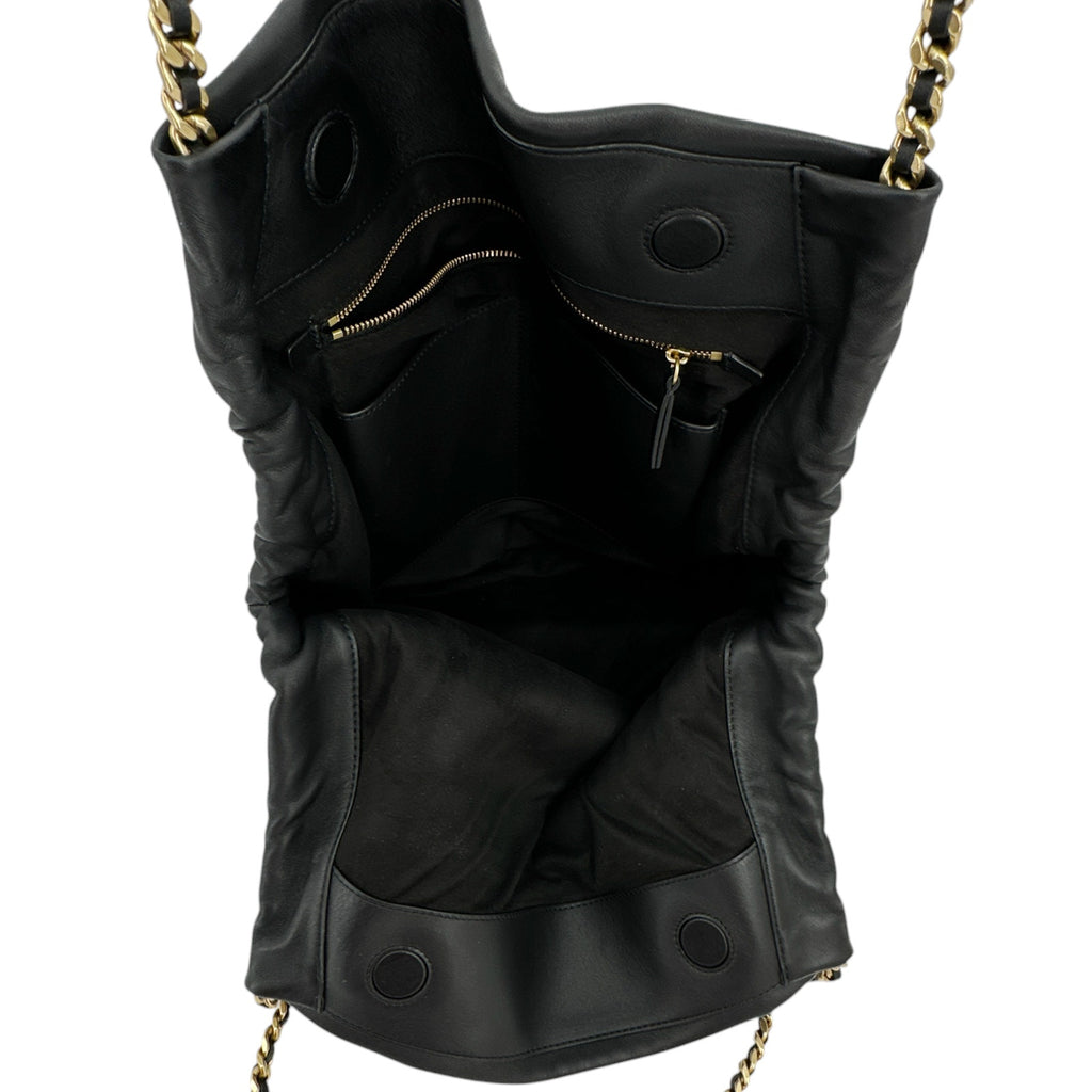 VERONICA BEARD Leather Slouch Bag in Black