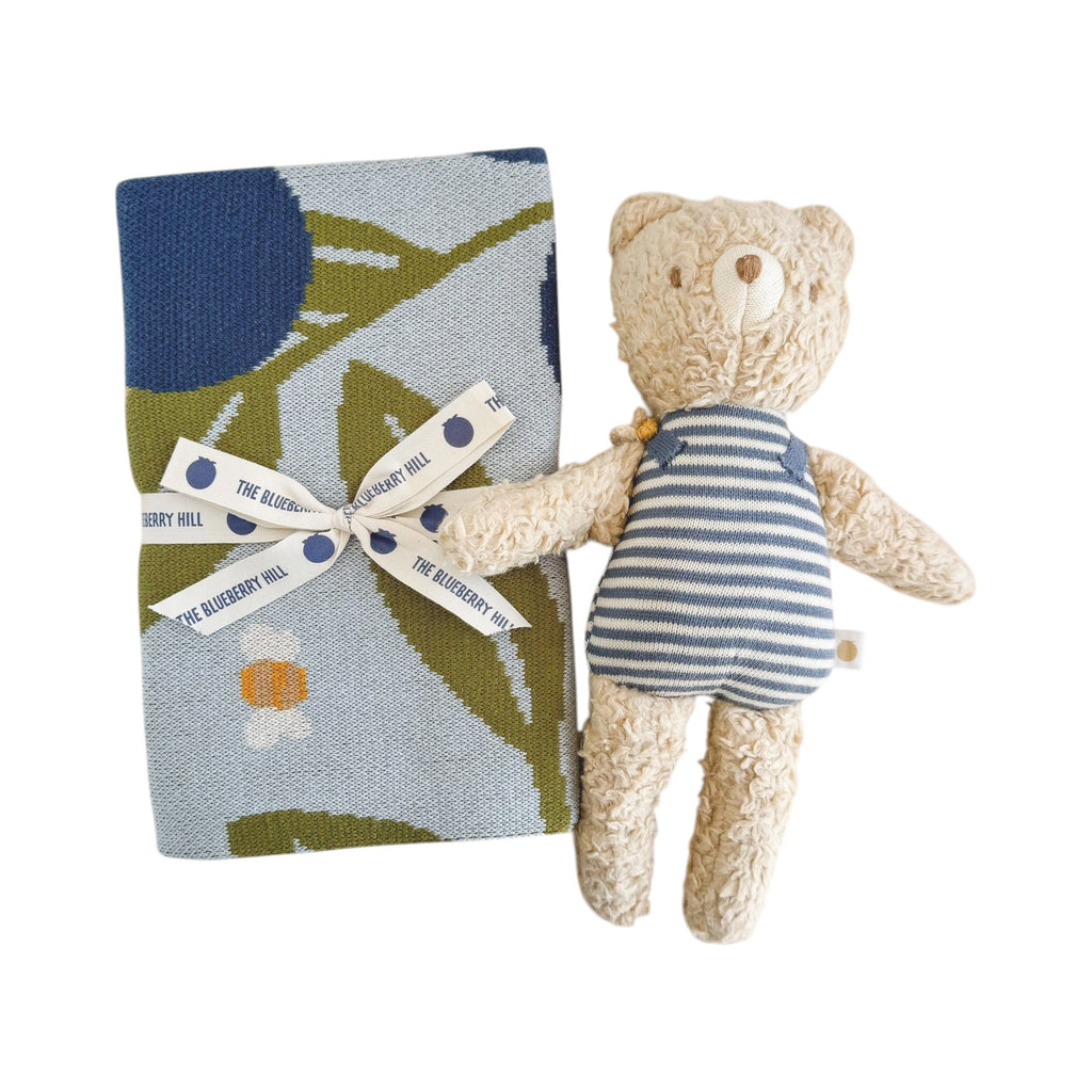 THE BLUEBERRY HILL Blueberry Bear Bee Gift Set: Paperboard Suitcase
