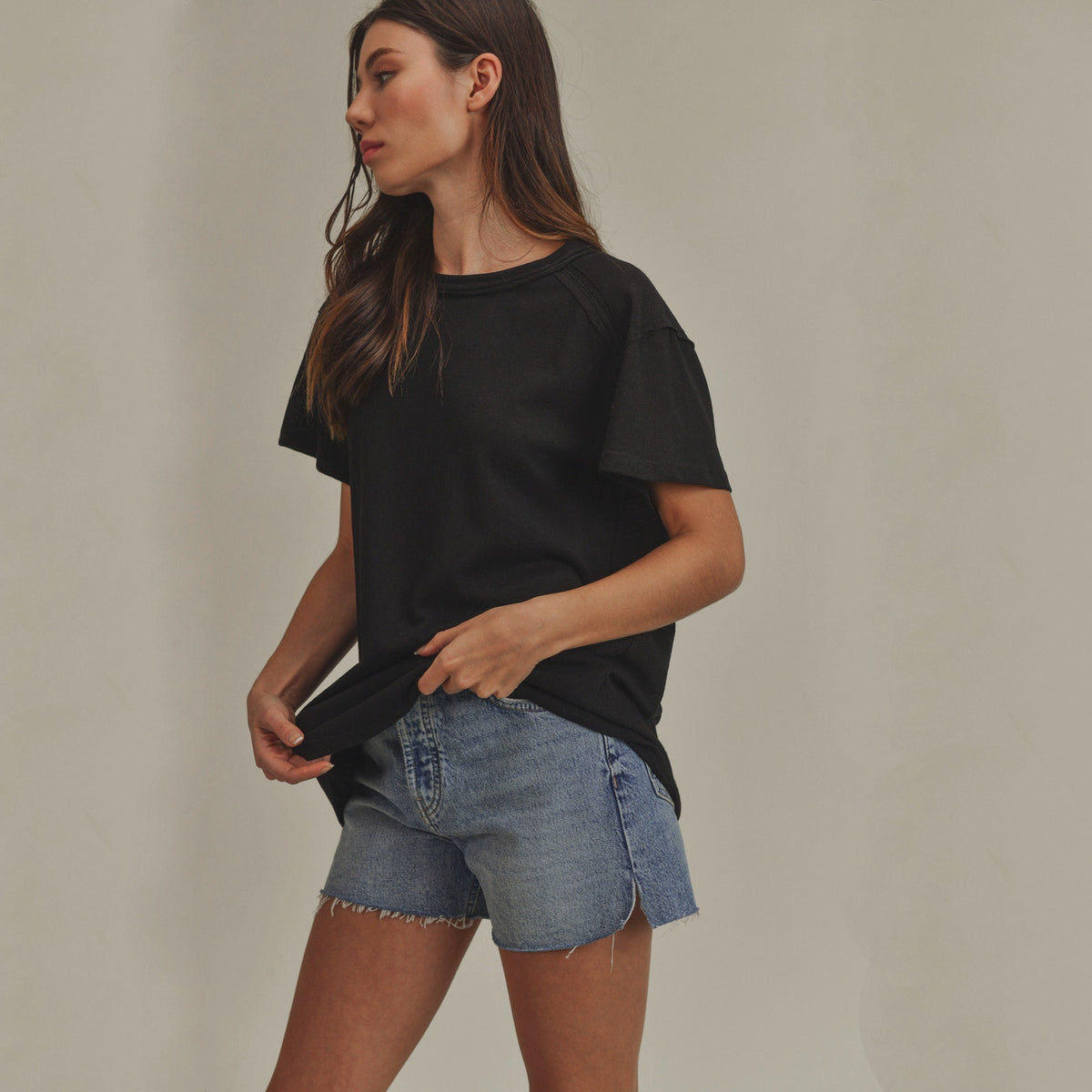 AEMI+CO Junie Top Tee in Black M