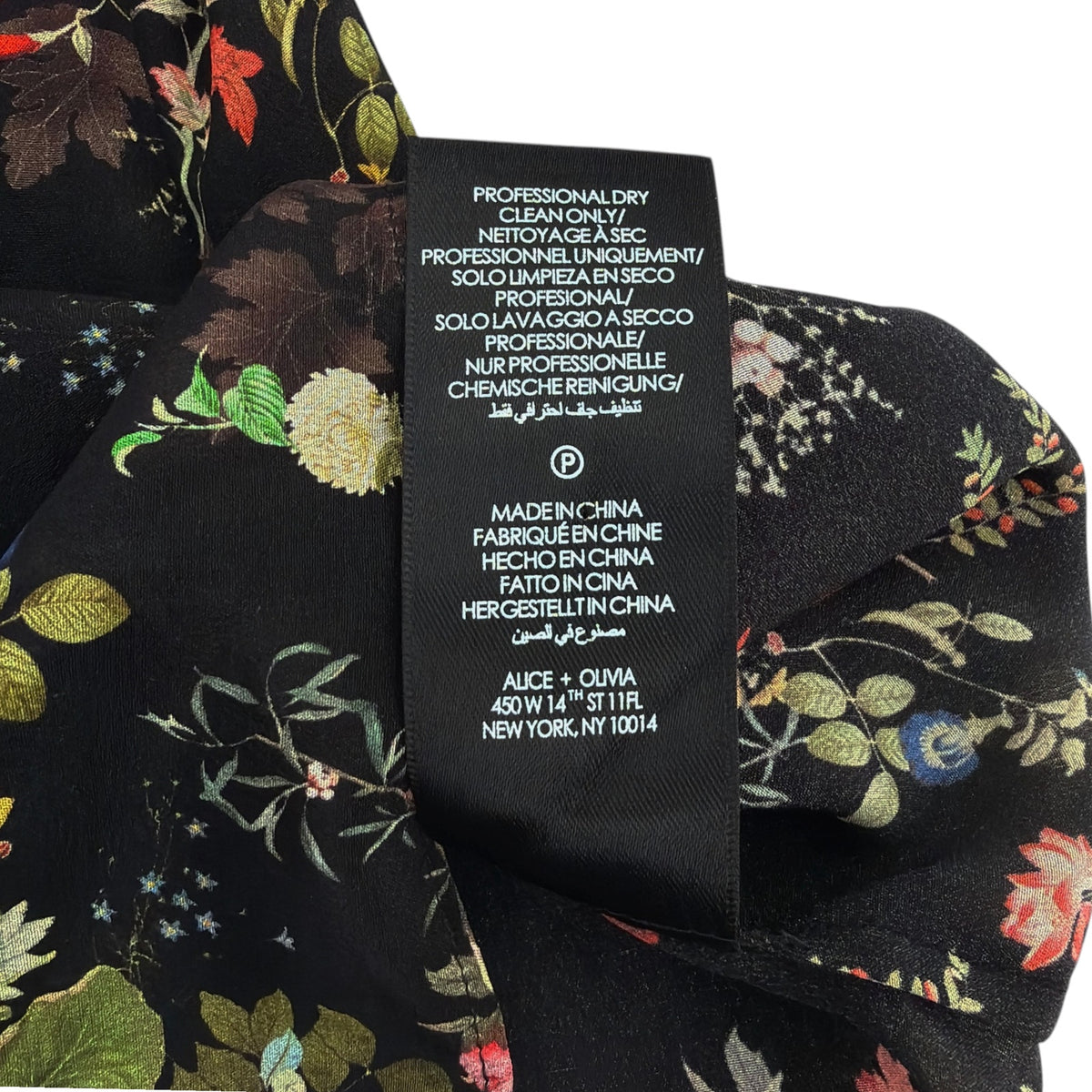 ALICE+OLIVIA Floral Ruffle Blouse in Blush Kiss Black S