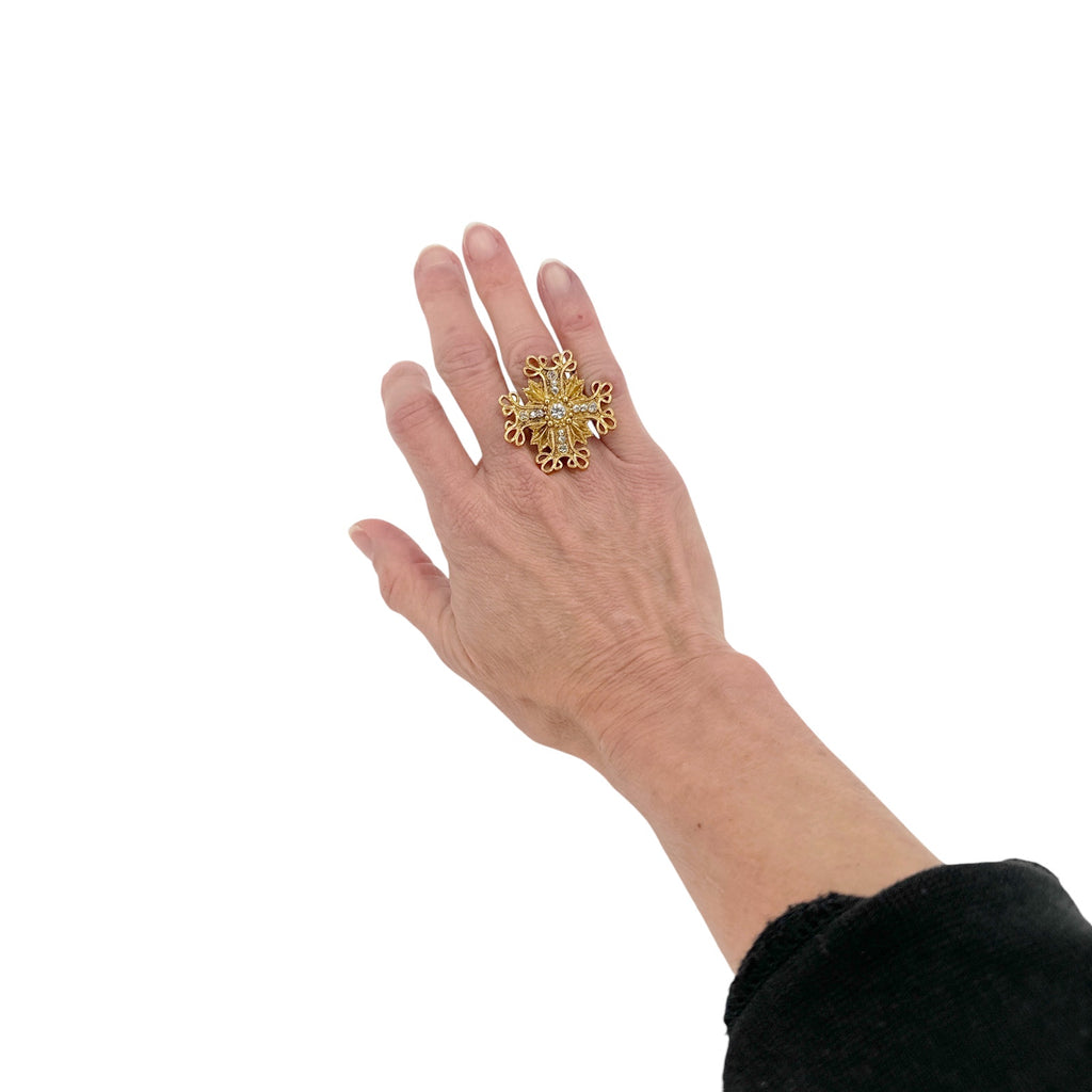 VSA Electra Cross Ring in Gold Size 6