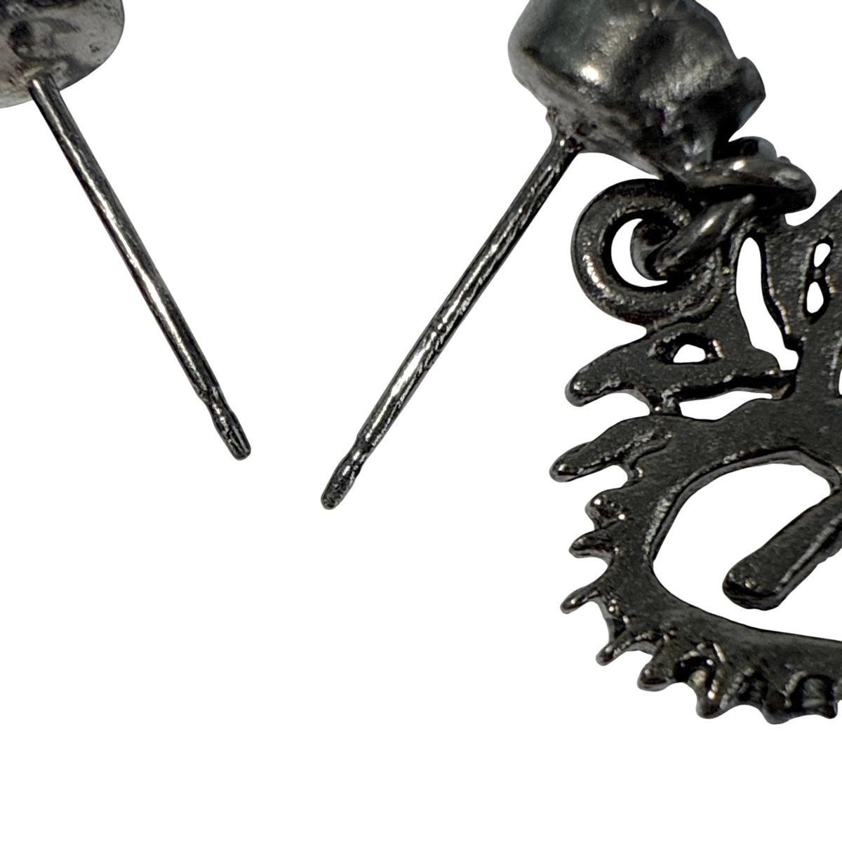 VSA Queen of Hearts Crystal Drop Earrings Gunmetal