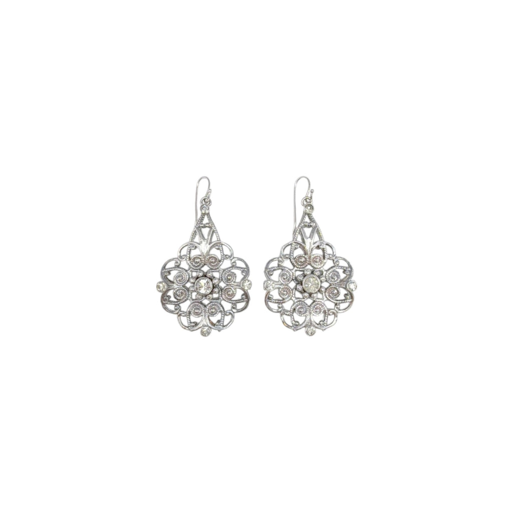 VSA Snow White Flower Drop Earrings