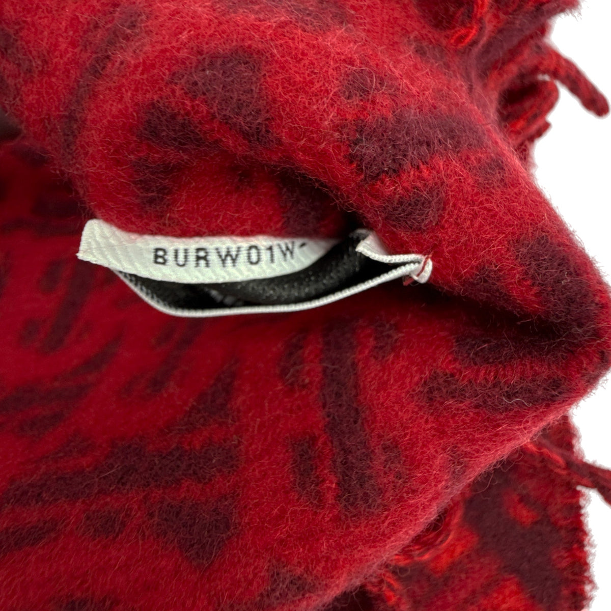 BURBERRY TB Motif Jacquard Cashmere Scarf in Red
