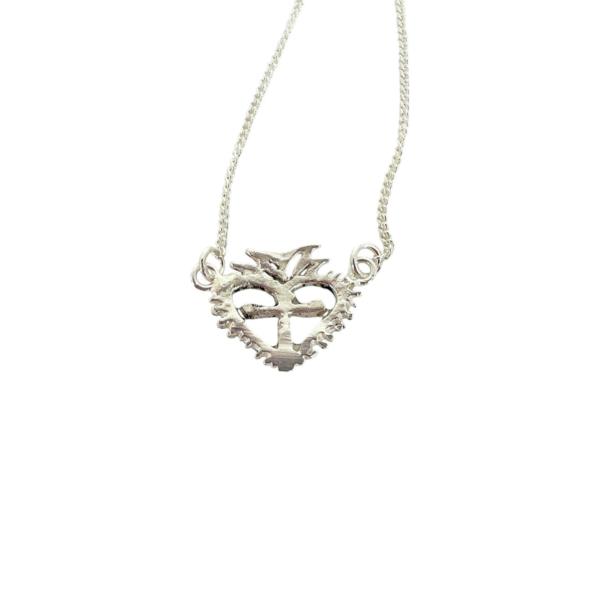 VSA Queen of Hearts Petite Logo Necklace Silver