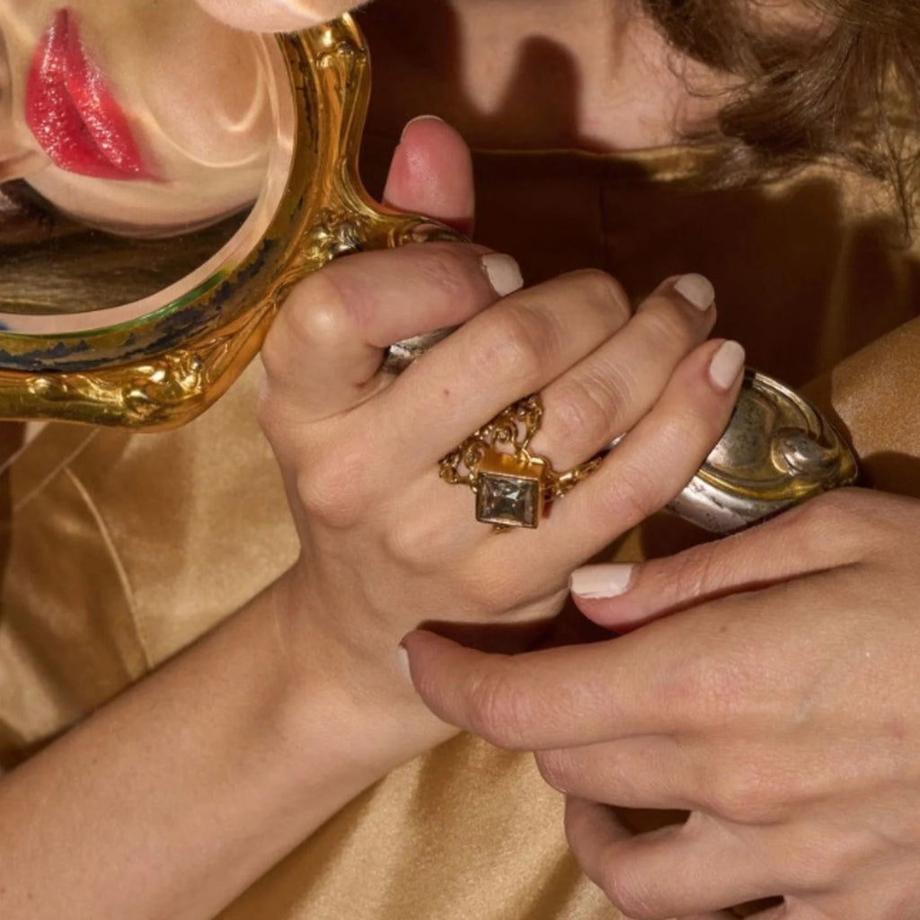 VSA Vine Ring Gold Size 7